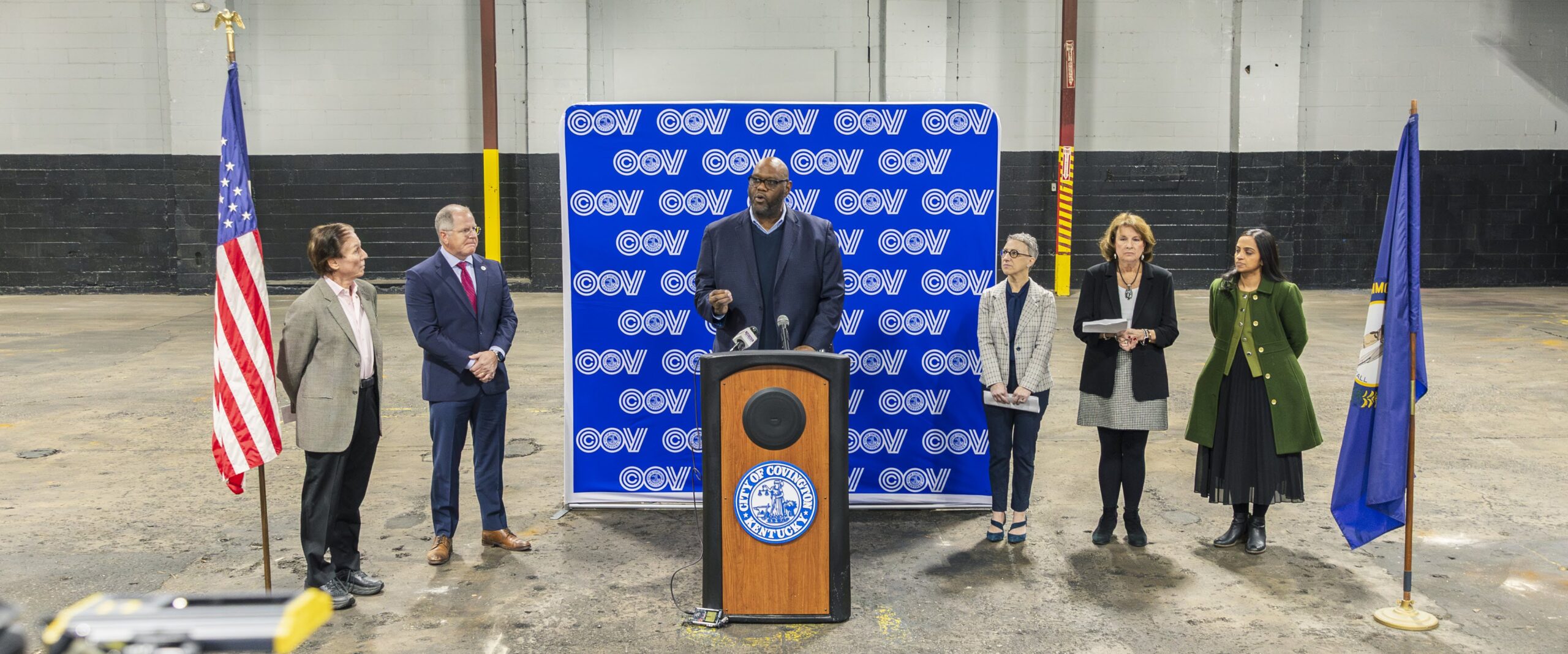 Covington Mayor Ron Washington stands at podium and speaks at Duro Bag press conference